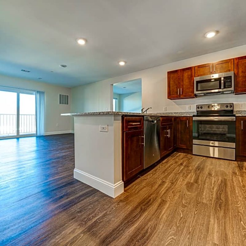 1BR